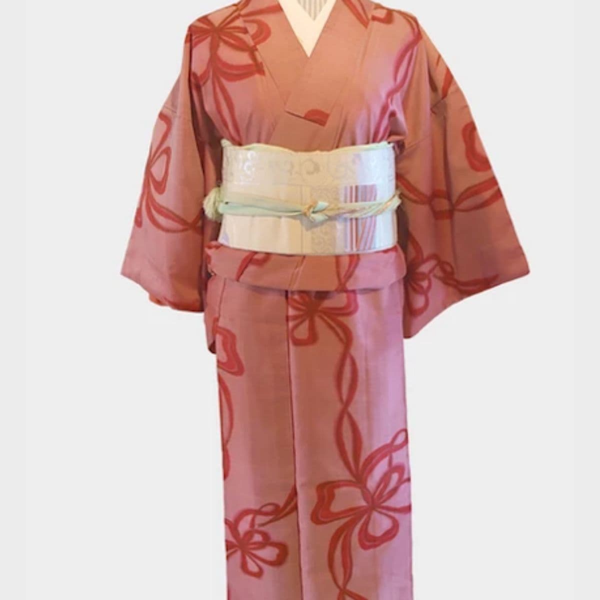 正絹銘仙赤リボン